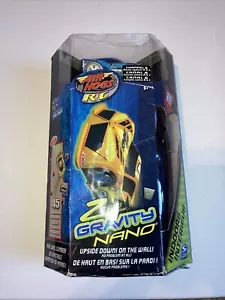 2009 Blue Air Hogs RC Zero Gravity Nano Wall Crawler Race Car - Radio Controlled - Picture 1 of 3
