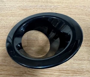 LR004164 - Freelander 2 Front Fog Lamp Bezel - Left Hand - Fits up to end 2009 - Picture 1 of 1
