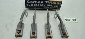 Cepillo de carbono generador SUZUKI GT185 GT 185 TC185 NUEVO DE LOTE ANTIGUO 4 piezas - Imagen 1 de 6