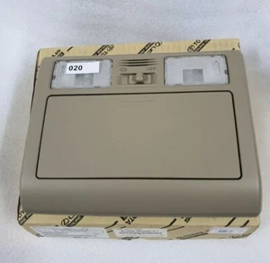 PARA TOYOTA HILUX VIGO CHAMP FORTUNER 2011-15 MONTAJE LÁMPARA MAPA 81260-0K020-E1 - Imagen 1 de 6