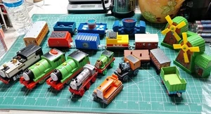 Thomas the Tank Engine and Friends Lote Mixto de 20 Motores de Trenes  - Imagen 1 de 8