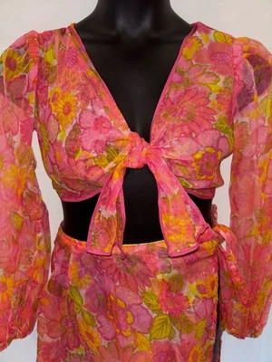 Pretty Vintage 70s Psychedelic Floral Sheer Retro Two Piece Cover-Up Resort Set - Image 1 of 4