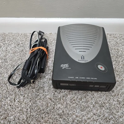 Unidad externa de DVD RW Iomega Super DVD DVDRW4224VID con fuente de alimentación Foto 1 de 4
