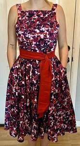 Pinup Couture Blumenkleid Damen Größe M - Bild 1 von 10