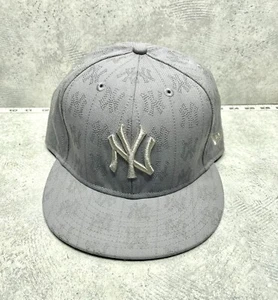 Vintage NYY Silver on GREY ALLOVER Logo 8 Fitted Super Rare  - Bild 1 von 7