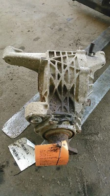 2005-2011 Cadillac STS Rear Differential Carrier Assembly 3.23 Ratio OEM  - Image 1 of 4