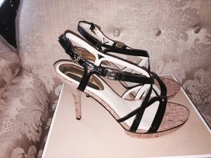 MICHAEL MICHAEL KORS Sandalen Cicely Open Toe Absatz schwarz Lack - Bild 1 von 5