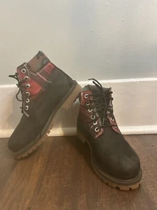 Timberland Heritage Juniors 2 WATERPROOF 6” Nubuck Black Red Plaid Camo Boots - Picture 1 of 13