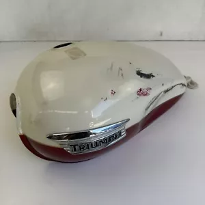 Triumph Bonneville T100 2012 Fuel tank *damage as shown - Picture 1 of 11