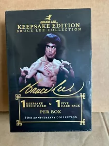 2024 Keepsake Bruce Lee 50th Anniversary Coll 1 Factory Sealed Hobby Box LAST 2 - Bild 1 von 1