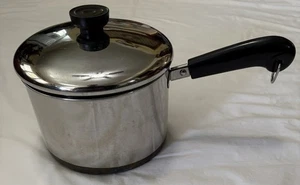 Cacerola Revere Ware 1801 con fondo de cobre de 3 cuartos con tapa hecha en EE. UU. - Imagen 1 de 5
