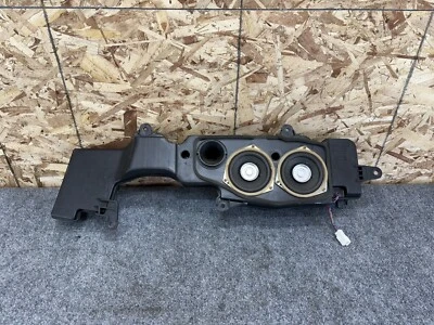 丰田 Land Cruiser 1998 - 2000 音频系统低音炮组件 86150 - 60040 原始设备制造商 — 第 1/4 张图片