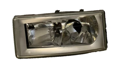 Proiettore Dx IVECO DAILY 3^SERIE (2000-2006) - Immagine 1 di 4