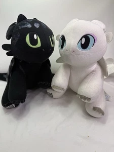 Toothless and Light Fury 2pk Build a Bear Set HOW TO TRAIN YOUR DRAGON - Bild 1 von 15