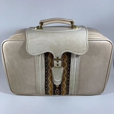 Mala de transporte retrô vintage, couro sintético bege com painel de tecido MCM, 21" L - Imagem 1 de 4