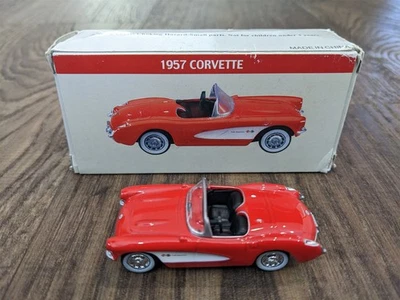 Corvette 2001 Readers Digest 1957 rojo fundido a presión modelo coche juguete coleccionable en caja Foto 1 de 2