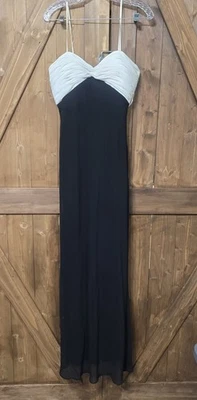 Cachet Black White Formal Evening Gown Dress Size 8 Made in Korea - Image 1 of 4