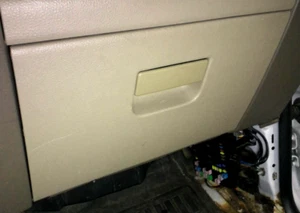 04 05 06 07 08 FORD PICKUP F150 Glove Box/Storage Tan Code:CW - Picture 1 of 1