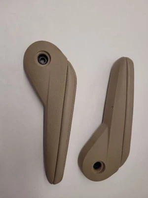 Dodge Caravan 2014 14 derecha derecha izquierda asiento delantero reposabrazos bronceado Foto 1 de 4