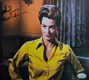 Angie Dickinson Signed 8x10 Photo Autographed JSA COA Rio Bravo Actress Rare - Picture 1 of 1