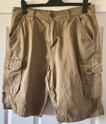 Lee Cooper Beige Cargo Shorts Size L - Image 1 of 4