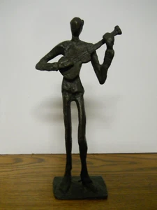 Guitarrista de bronce estatua MCM banda de jazz figura músico fundido brutalista de colección - Imagen 1 de 8