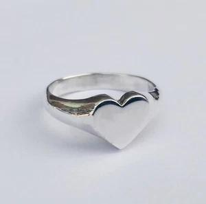 Anillo de plata esterlina 925 maciza, sello de corazón pequeño, grabado, regalos para ella - Imagen 1 de 7