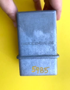 Módulo de bloqueo electrónico de dirección Mercedes-Benz 2012-2014 OEM A2045458132 - Imagen 1 de 5