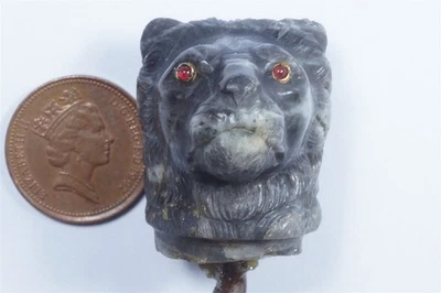 ANTIGUO MANGO DE BASTÓN / BASTÓN - CABEZA DE LEÓN RUBÍ DORADO LABRADORITA c1800's Foto 1 de 4