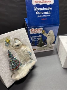 Enesco 725129 Rudolph Island Of Misfit Toys Figur Hummel Baum Stern Wasserfall - Bild 1 von 3