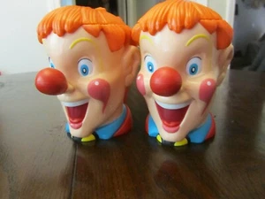 Two Clown Cups of 'The Greatest Show On Earth "with Hinged Tops  GA-A-9 - Picture 1 of 7