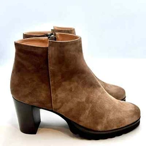 Botines Cervone De Ante Beige Con Cremallera Y Suela De Goma H 8 Cm Art. 2454 - Imagen 1 de 4