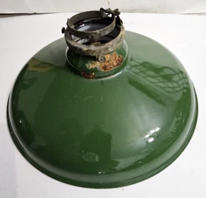 ANTIQUE PORCELAIN GREEN LIGHT SHADE INDUSTRIAL BARN ENAMEL SHADE 10" COLLECTIBLE - Picture 1 of 8
