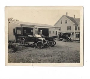 Original Old Snapshot Photo FORD Model T Mechanic Shop Good Year Tire Sign - Picture 1 of 2