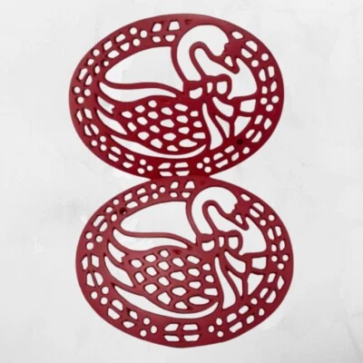 Juego de 2 remaches de hierro fundido Red Goose Avon Country Treasures de colección años 80 Taiwán usados en excelente estado Foto 1 de 4