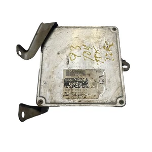 Toyota 1993 93 camioneta pickup 22RE 2,4 2x2 MT ECU ECM PCM COMPUTADOR 89661-35810 - Imagen 1 de 3