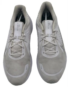 Nike Hombres Blanco Quest 5 Zapatos para Correr de Carretera Baja Tenis DD0204-100 talla 13 - Imagen 1 de 11