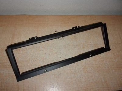 1977-1985 Oldsmobile Delta 88 98 medidor de velocidade cluster moldura de metal acabamento - Imagem 1 de 3