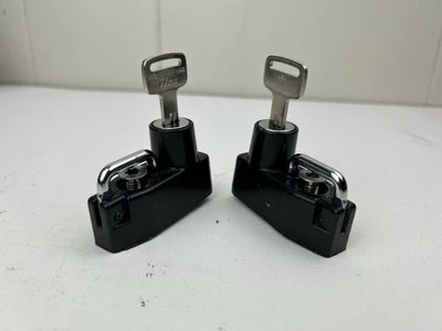 Cerraduras de casco Yamaha Venture Royal XVZ1200 1983 Foto 1 de 4