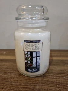 Yankee Candle Surprise Snowfall Large Jar - NEW - Picture 1 of 3
