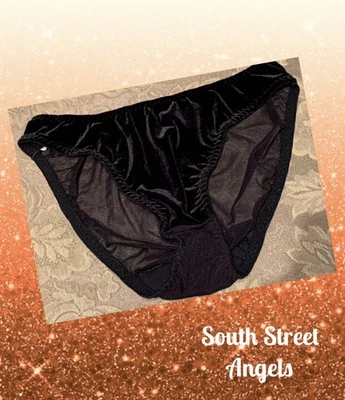 VINTAGE WARNERS  ~  BLACK VELVET BEWARE SHEER BACK BIKINI PANTIES ~  MEDIUM - Image 1 of 4