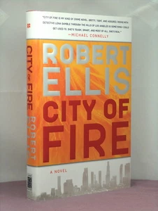 1st, signed by author, Lena Gamble 1: City of Fire by Robert Ellis (2007) - Picture 1 of 2