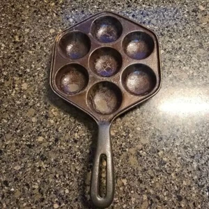 Danish Aebleskiver (Ebleskiver) pancake puff Cast Iron Pan VINTAGE - Picture 1 of 6