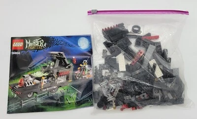 Lego 9464 Monster Fighters Incomplete W/ Approx 271 Pieces. No Figures.  - Image 1 of 2