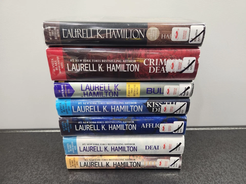 (7) Laurell K Hamilton Anita Blake Vampire Hunter HC Books Lot 1st Editions ~ VG - Image 1 of 4