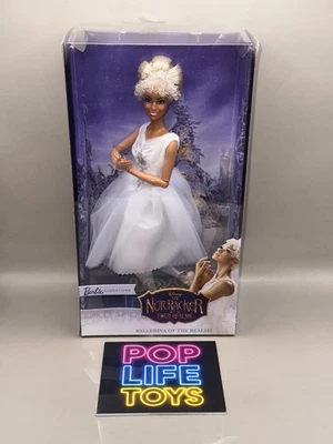 Nutcracker & The 4 Realms 2018 “Ballerina of The Realms Barbie” #FRN76 *En caja original* Foto 1 de 4