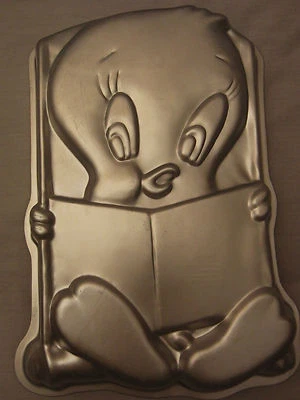 Molde para pastel/gelatina Wilton Piolín Pájaro Looney Tunes Warner Bros 14 x 9 x 2 Foto 1 de 2