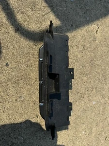 14 15 16 17 18 19 SILVERADO INTERIOR DASH CONTROL STATION - Bild 1 von 2