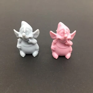 2 figuras de plástico Disney Cenicienta Mouse Gus Gus (azul y rosa) de 1,5" de alto - Imagen 1 de 6