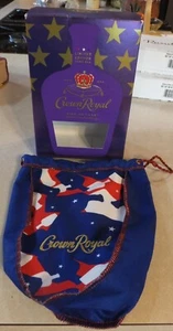 CROWN ROYAL LIMITED EDITION CAMO BAG RED WHITE & BLUE WITH BOX PATRIOTIC - Imagen 1 de 8